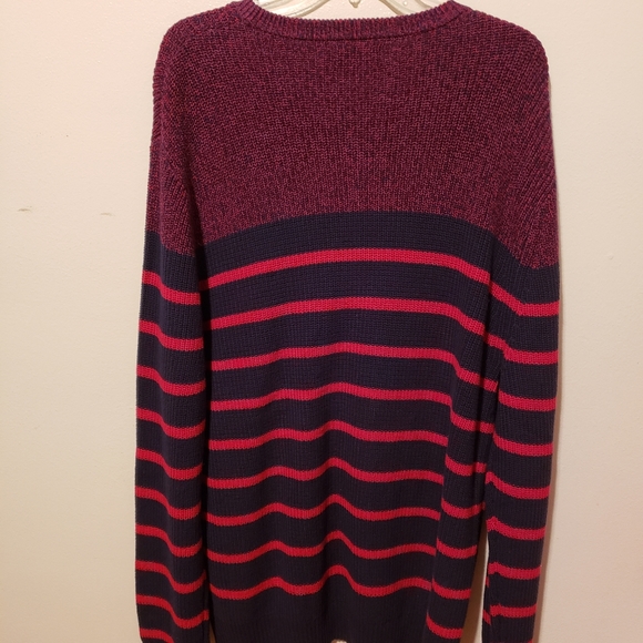Nautica red and black sweater - Picture 3 of 6